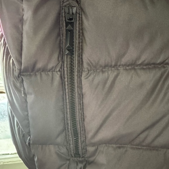 BCBGMAXAZRIA Women's Lilly Short Packable Down Puffer Coat Asymmetrical Zip - Picture 6 of 7